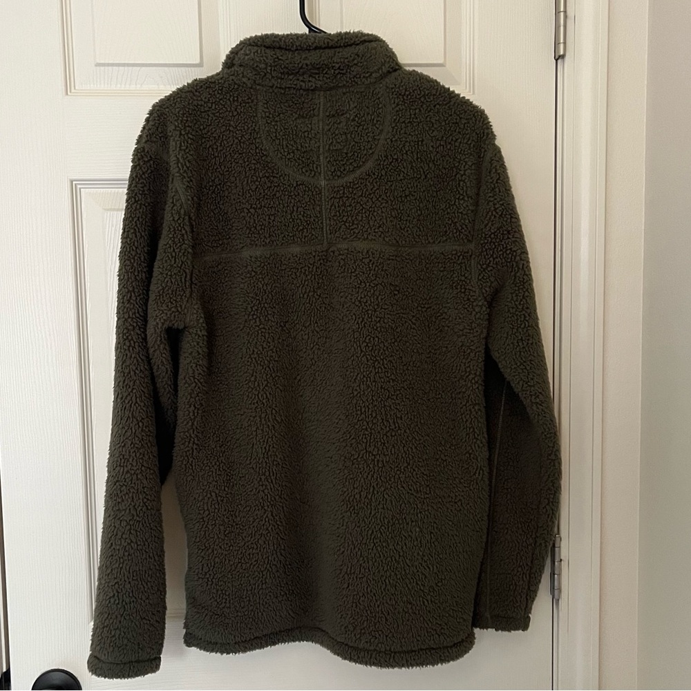 Men’s Alpine Olive Sherpa Fleece Pullover - Picture 3 of 5
